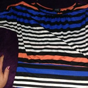 Top with stripes  large